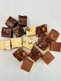 Treat Box (16 Pieces)