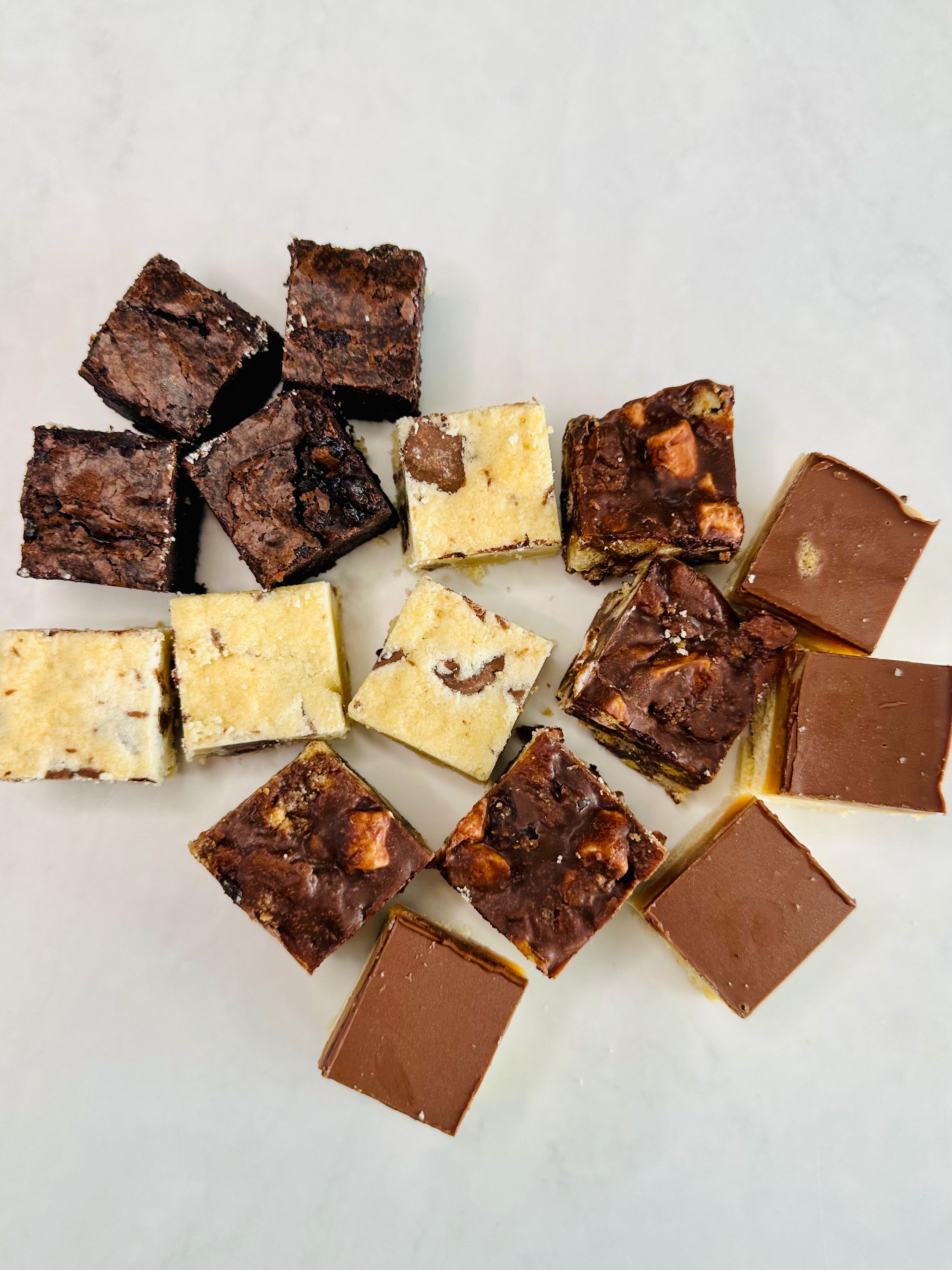 Family Treat Box (32 Pieces)